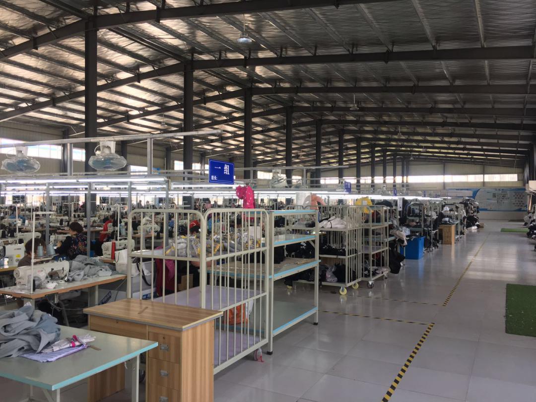 信息技術(shù)研發(fā)助力服裝產(chǎn)業(yè)降本增效，跑出發(fā)展加速度